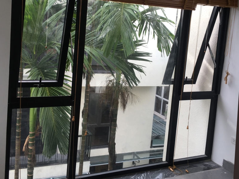 Ổ khóa cửa nhôm mở hất