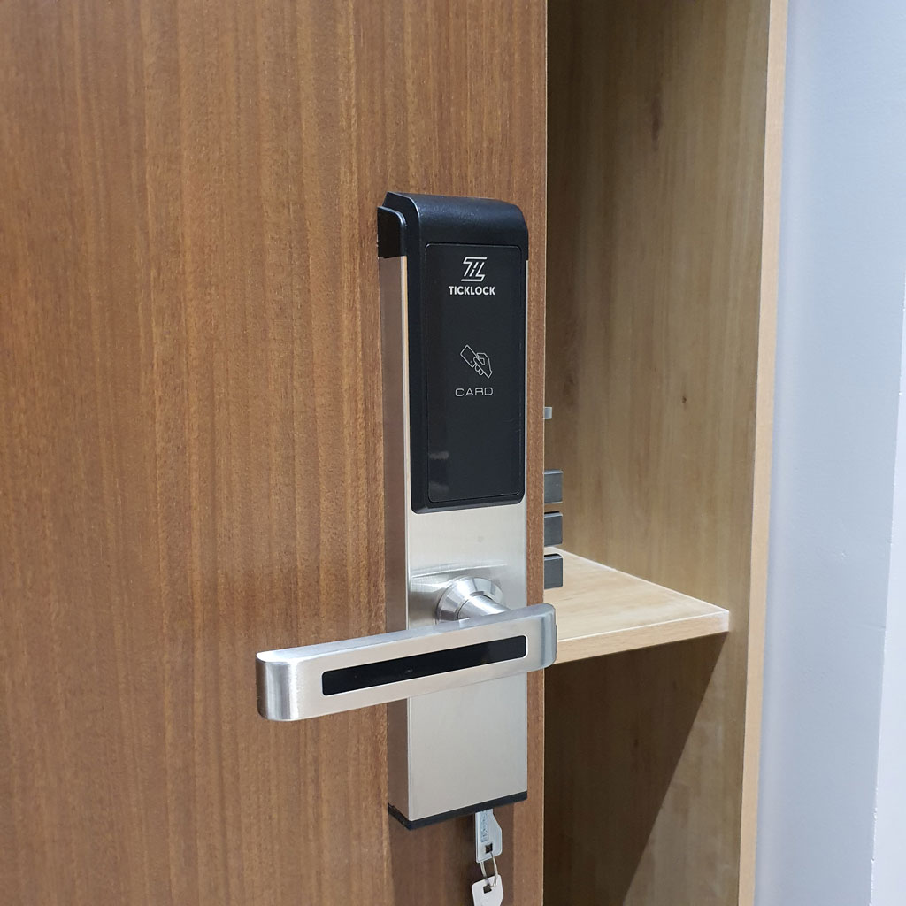 Khóa thẻ từ khách sạn ticklock SK500