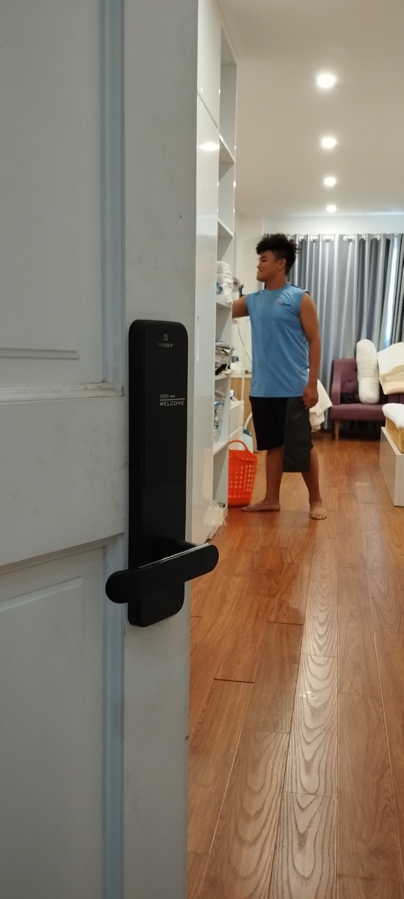 Hình ảnh khóa cửa vân tay ticklock SMA07