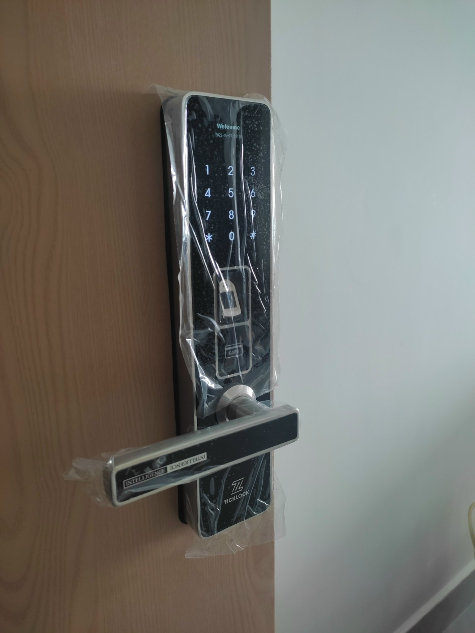 Hình ảnh thực tế khóa vân tay ticklock sma07