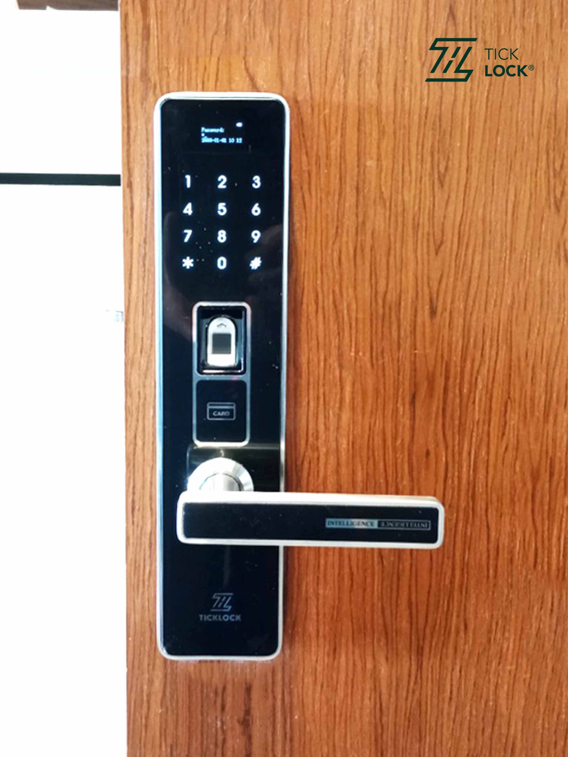 Hình ảnh thực tế khóa vân tay ticklock sma07