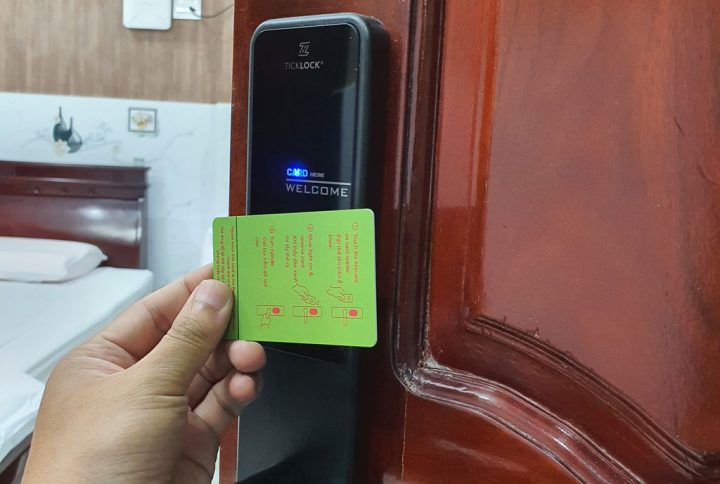 Hình ảnh khóa cửa vân tay ticklock SMA07