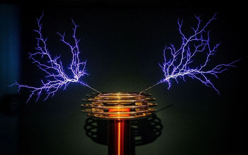Mạch Tesla Coil là một mối nguy hại tiềm ẩn với khoá điện tử Cơ chế hoạt động của cuộn dây Tesla