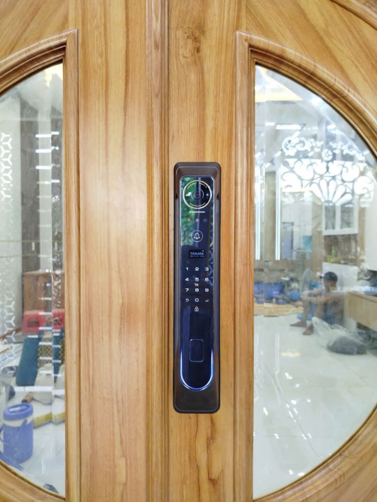Hình ảnh thực tế khóa thông minh AF980