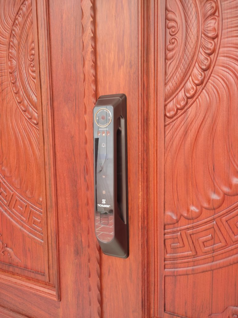 Hình ảnh thực tế khóa thông minh AF980