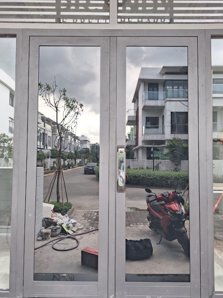 Hình ảnh thực tế khóa thông minh AF980