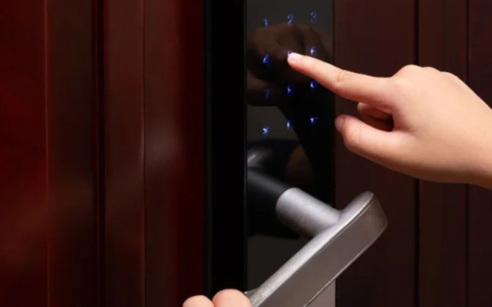 Lưu ý quan trọng khi đổi mật khẩu cửa chung cư trên khóa điện tử