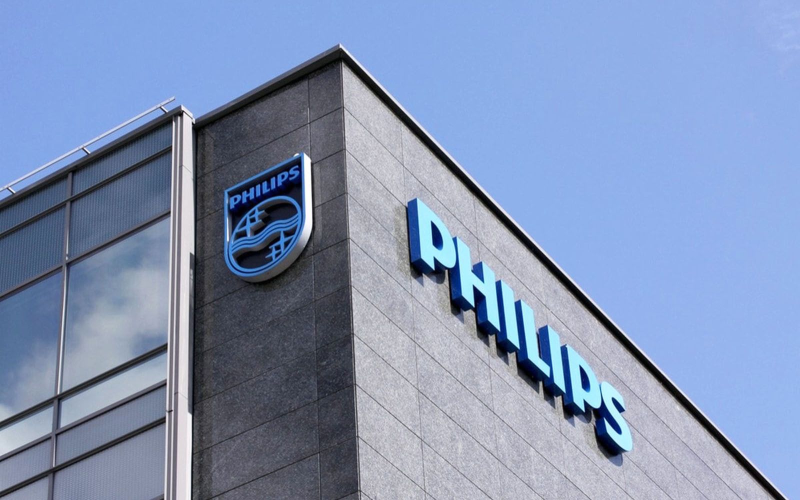 Lịch sử hoạt động lâu đời của Philips tạo nên vị thế bền vững cho thương hiệu trên thị trường khóa điện tử Lịch sử lâu đời của thương hiệu Philips