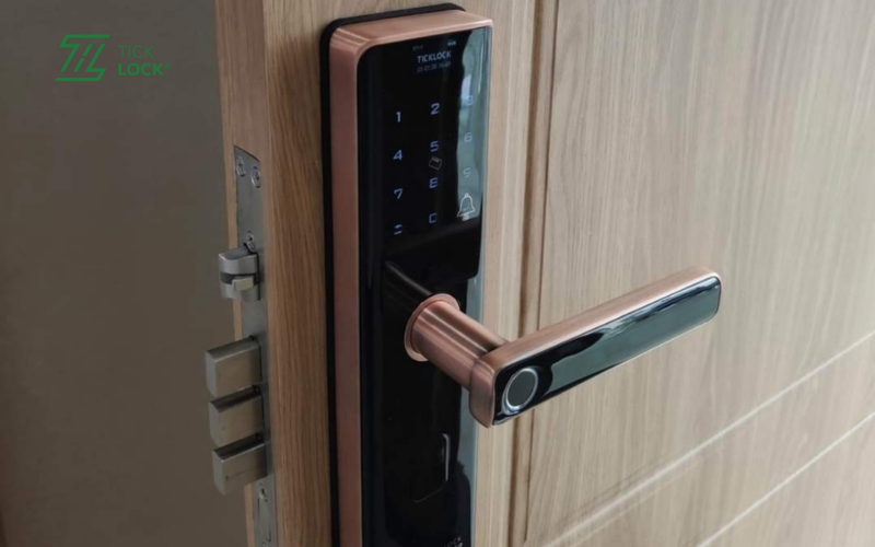 Lợi ích khi sử dụng khóa cửa vân tay